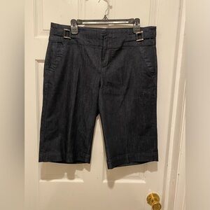 💁‍♀️🙋‍♀️Ashley Stewart Black Bermuda Shorts Tailored Fit